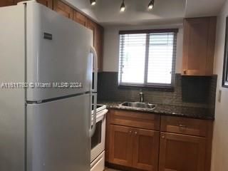 For Rent: $1,800 (1 beds, 1 baths, 0 Square Feet)