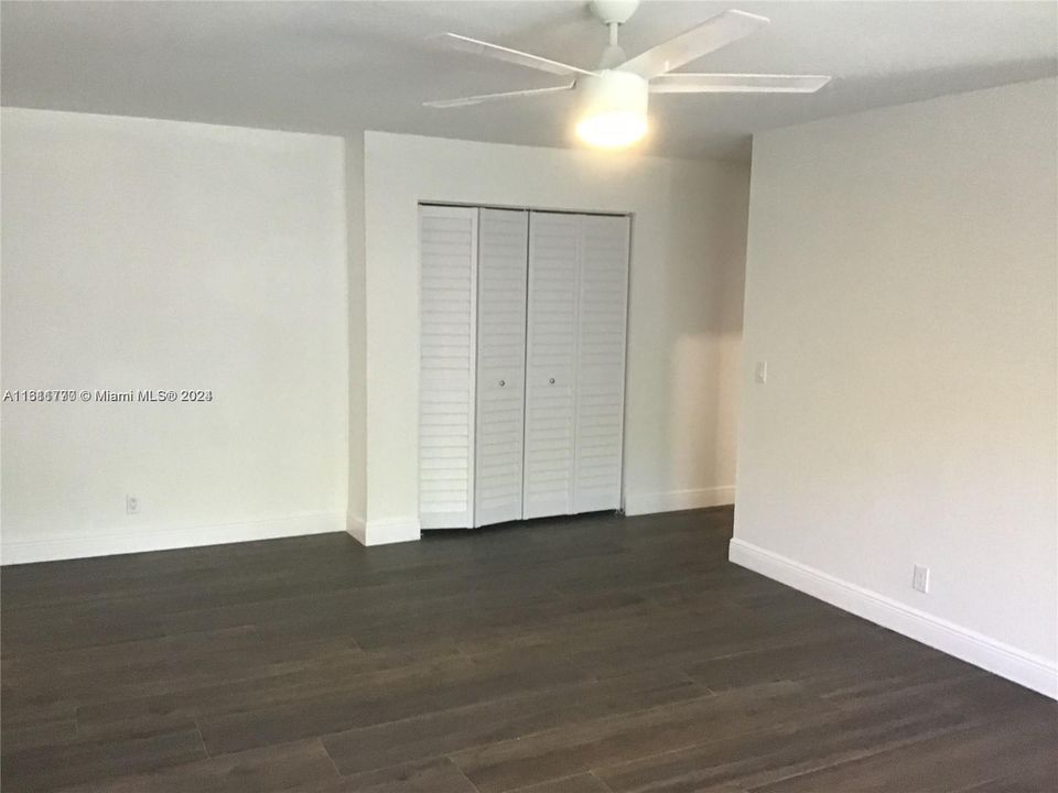 For Rent: $2,300 (2 beds, 2 baths, 1100 Square Feet)