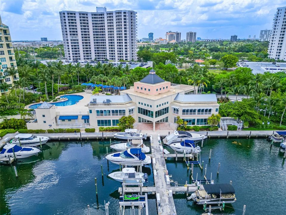 For Sale: $1,599,000 (3 beds, 2 baths, 1730 Square Feet)