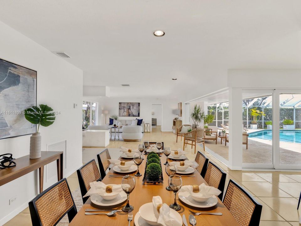 Active With Contract: $13,250,000 (5 beds, 5 baths, 3620 Square Feet)