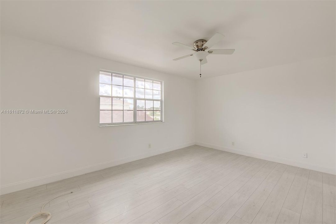 For Rent: $3,400 (3 beds, 2 baths, 1656 Square Feet)