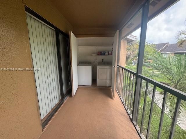 Recently Rented: $2,000 (1 beds, 1 baths, 651 Square Feet)