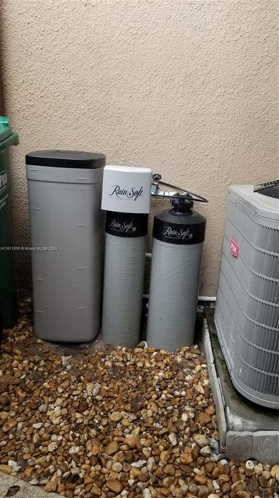 Whole House Water Softner