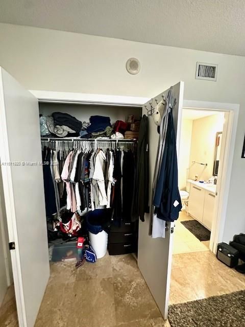 2nd Bedroom Closet