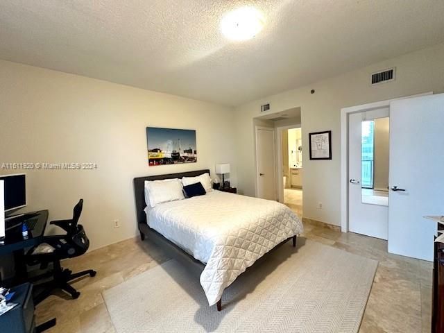 For Rent: $4,200 (2 beds, 2 baths, 1368 Square Feet)