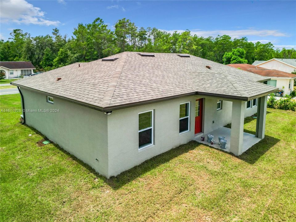 For Sale: $325,000 (3 beds, 2 baths, 1510 Square Feet)