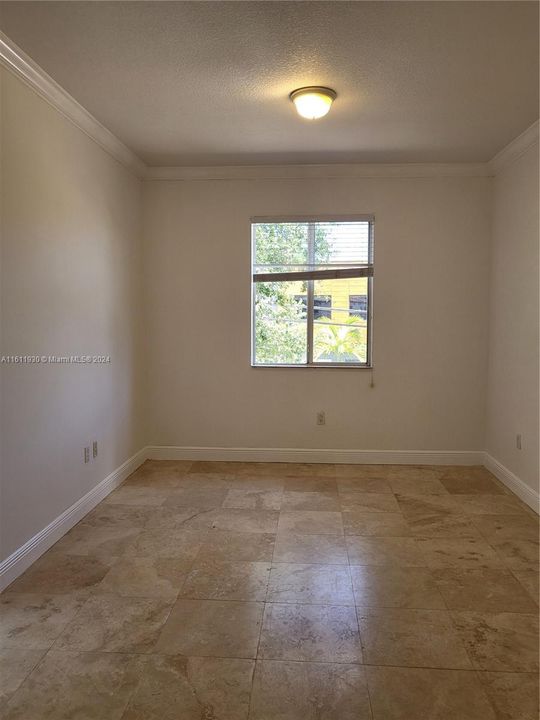 Active With Contract: $5,900 (3 beds, 2 baths, 2636 Square Feet)
