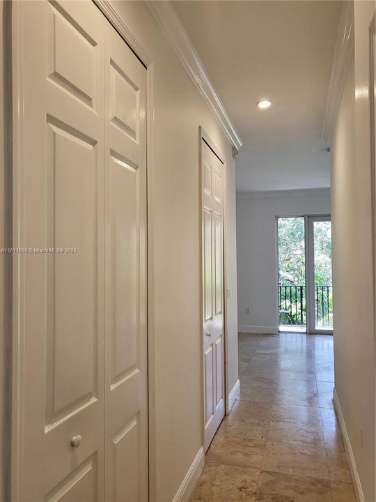 Active With Contract: $5,900 (3 beds, 2 baths, 2636 Square Feet)