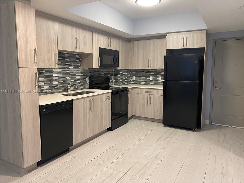 For Rent: $1,212 (1 beds, 1 baths, 574 Square Feet)