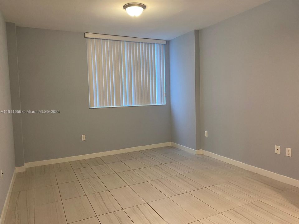 For Rent: $1,212 (1 beds, 1 baths, 574 Square Feet)