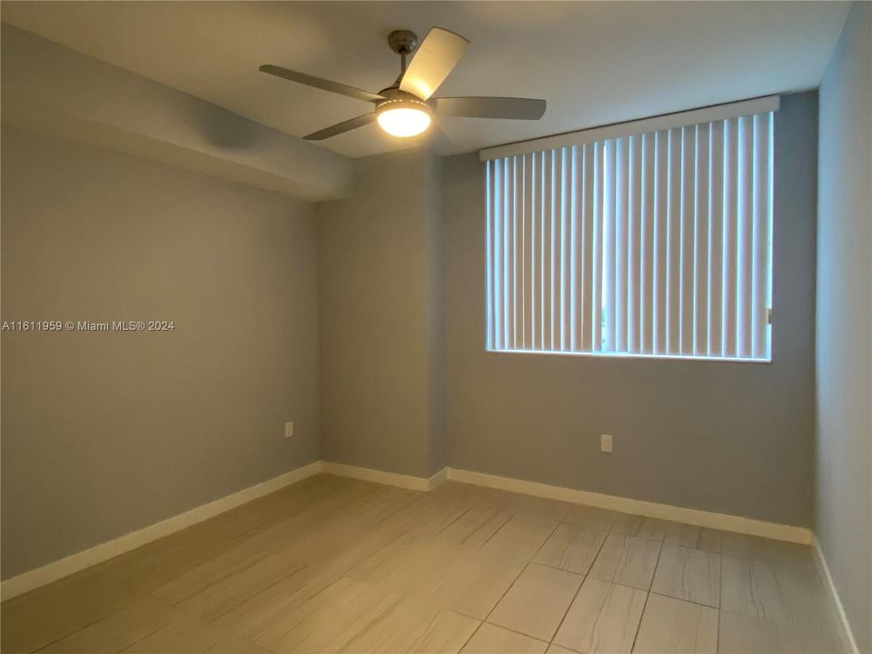 For Rent: $1,212 (1 beds, 1 baths, 574 Square Feet)