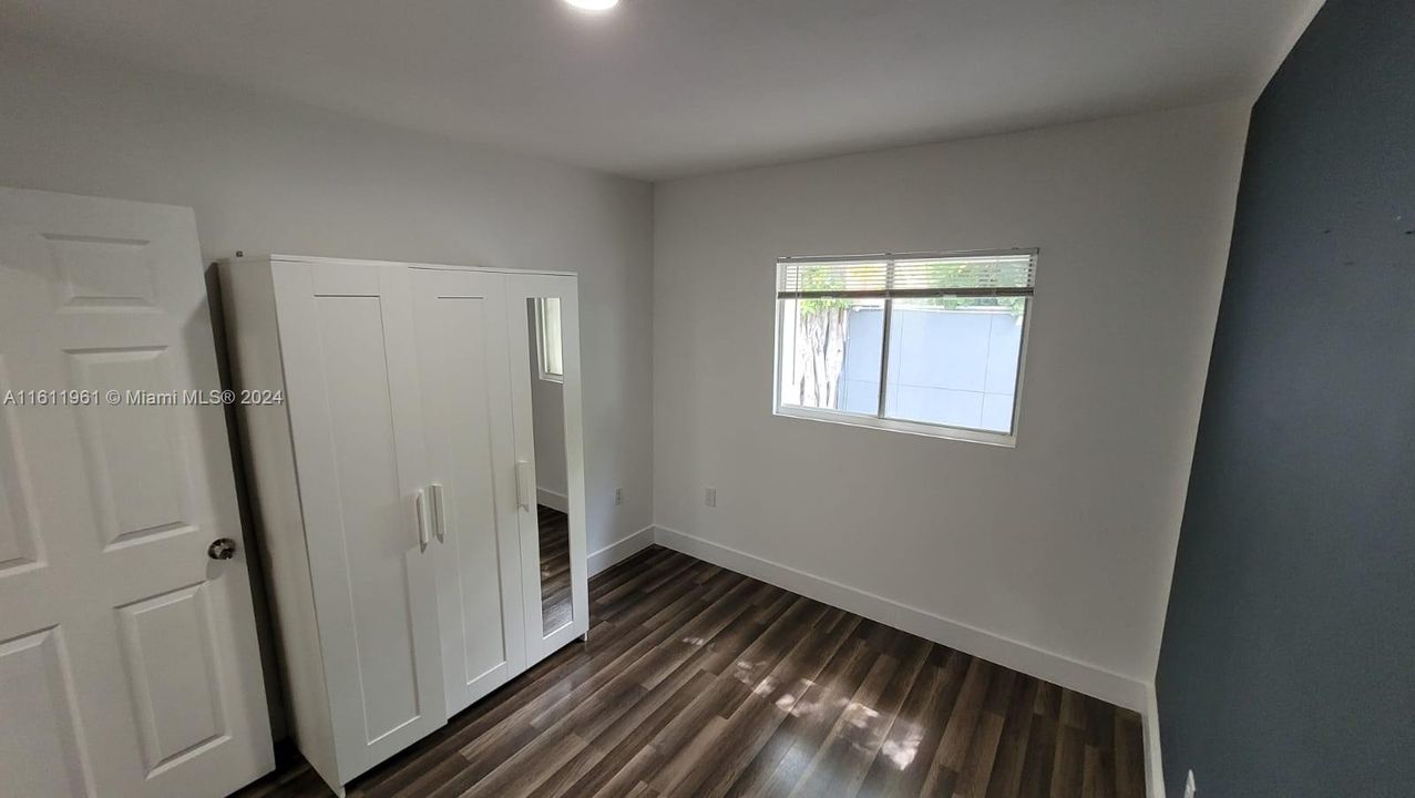 For Rent: $2,550 (2 beds, 1 baths, 1503 Square Feet)