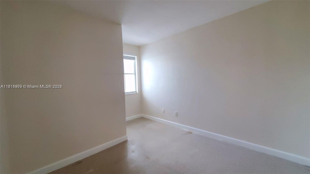 For Rent: $3,099 (3 beds, 2 baths, 1450 Square Feet)