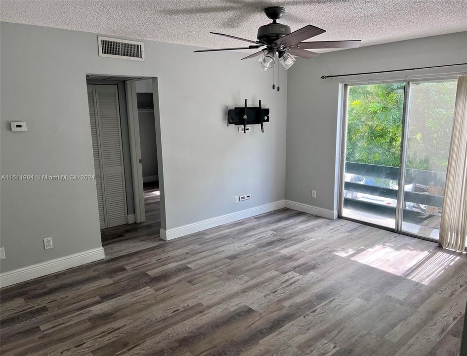 For Rent: $1,775 (1 beds, 1 baths, 684 Square Feet)