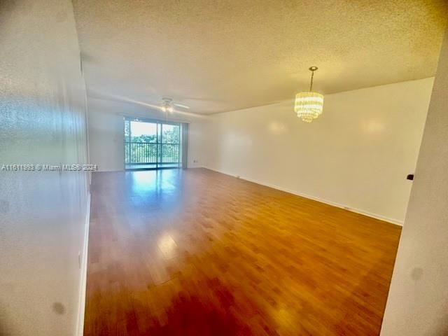 For Rent: $2,300 (2 beds, 2 baths, 1192 Square Feet)