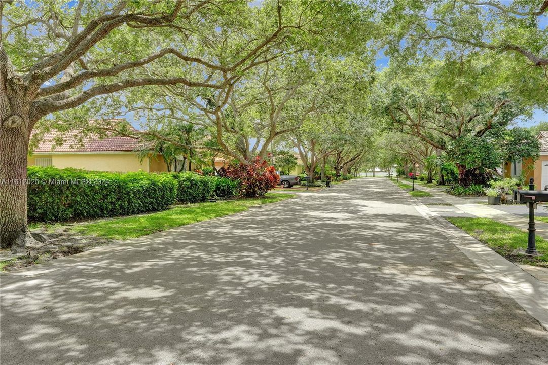 Active With Contract: $659,000 (3 beds, 2 baths, 2442 Square Feet)