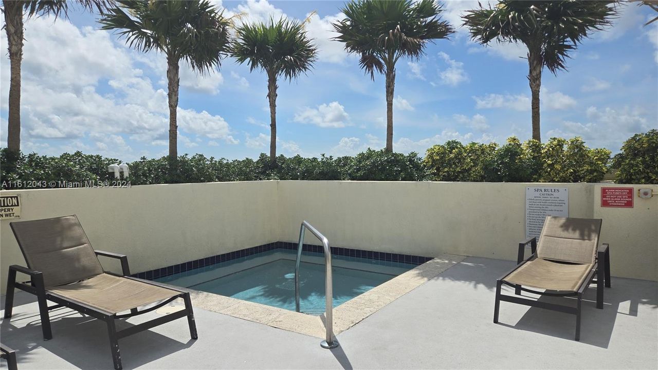 Rooftop hot tub