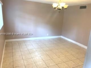 For Rent: $2,250 (2 beds, 2 baths, 1428 Square Feet)