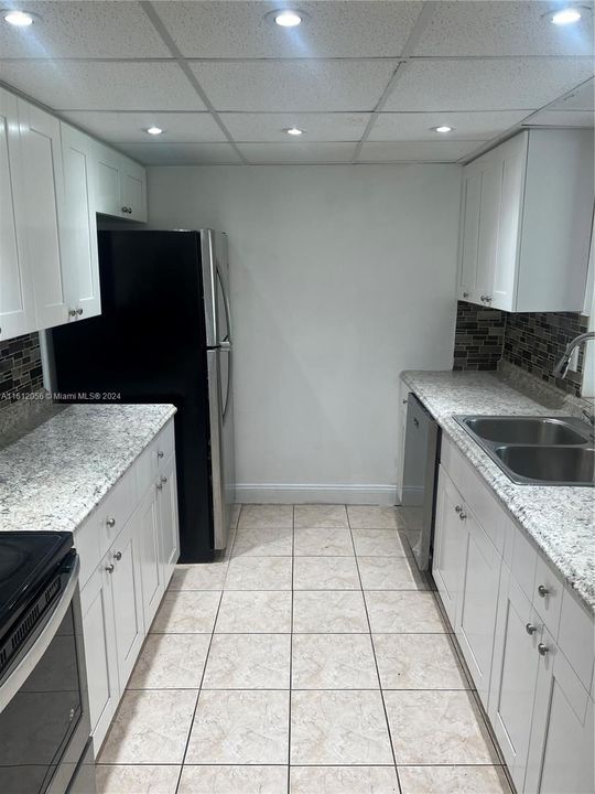 For Rent: $2,250 (2 beds, 2 baths, 1428 Square Feet)