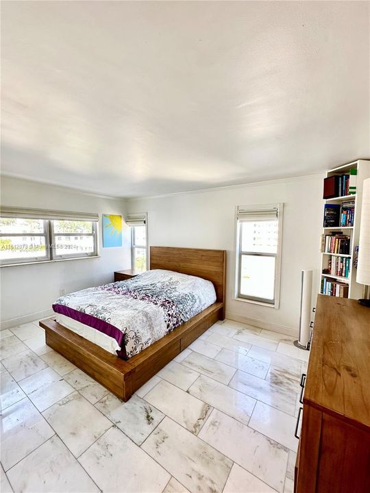 For Rent: $2,600 (1 beds, 2 baths, 821 Square Feet)