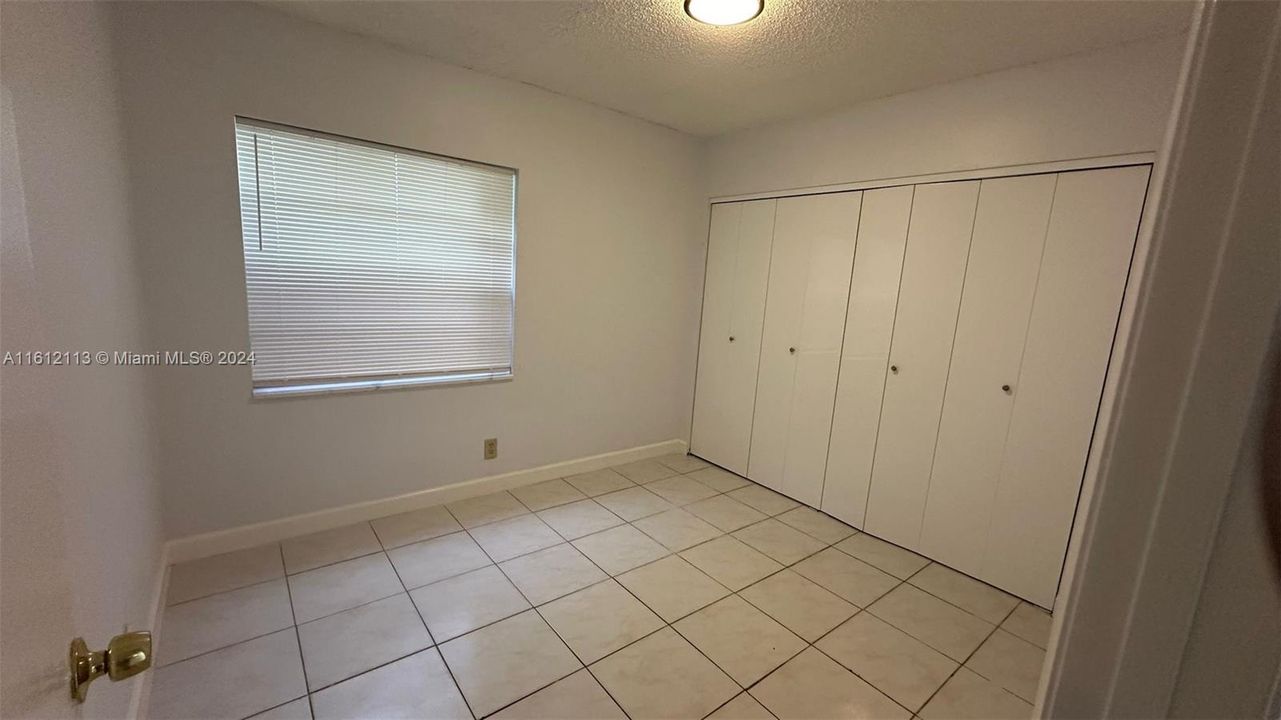 For Rent: $2,200 (2 beds, 2 baths, 740 Square Feet)