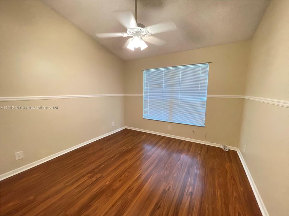 For Rent: $2,800 (3 beds, 2 baths, 1492 Square Feet)