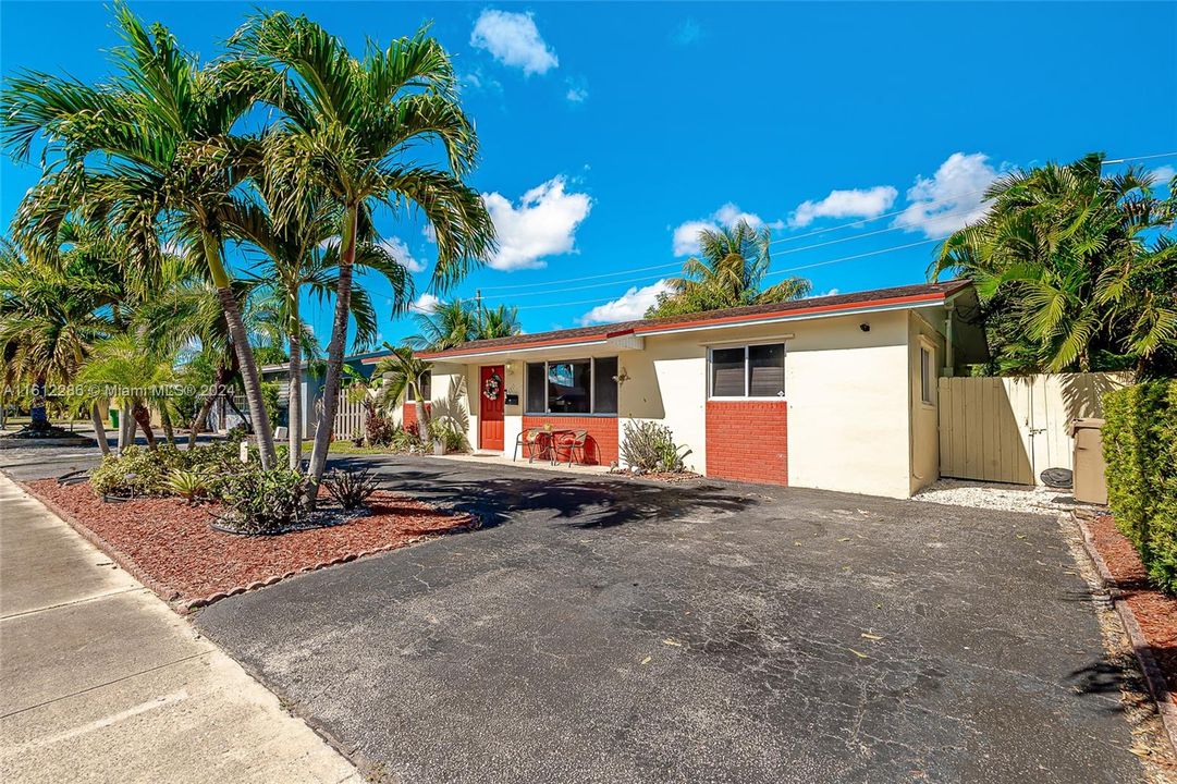 For Sale: $499,999 (3 beds, 2 baths, 0 Square Feet)