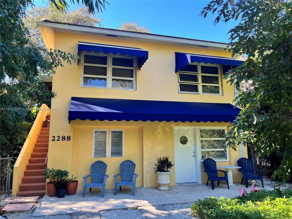 Recently Rented: $1,800 (1 beds, 1 baths, 550 Square Feet)