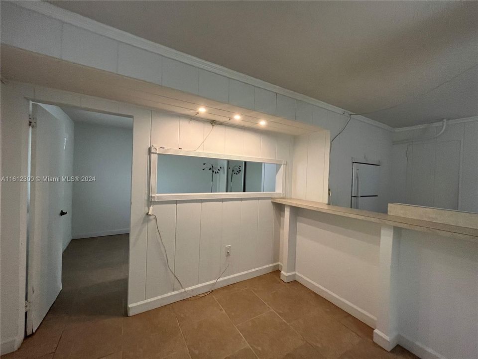 For Rent: $1,800 (1 beds, 1 baths, 550 Square Feet)