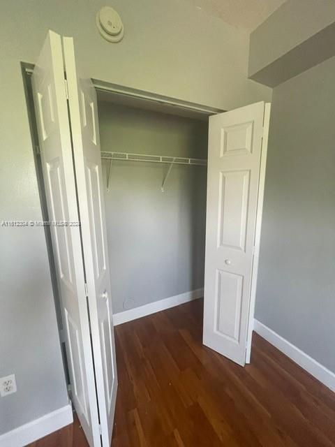 For Rent: $2,150 (2 beds, 2 baths, 914 Square Feet)