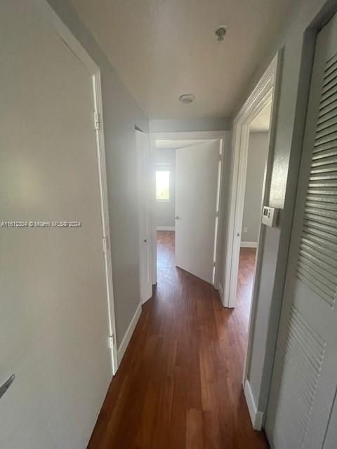 For Rent: $2,150 (2 beds, 2 baths, 914 Square Feet)