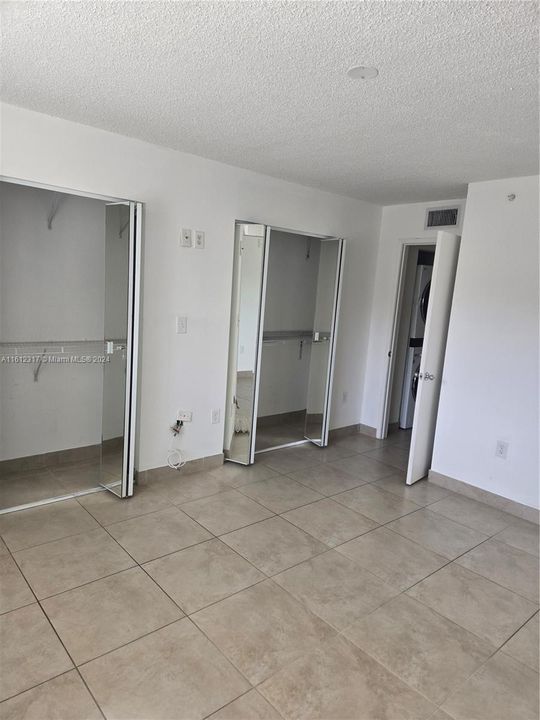 For Rent: $2,100 (1 beds, 1 baths, 743 Square Feet)