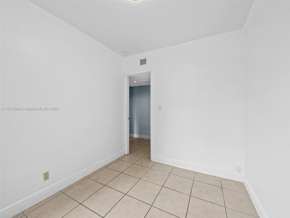 For Rent: $3,500 (3 beds, 2 baths, 1625 Square Feet)