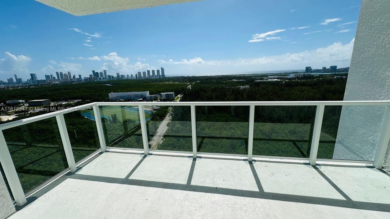 For Sale: $499,000 (2 beds, 2 baths, 1603 Square Feet)