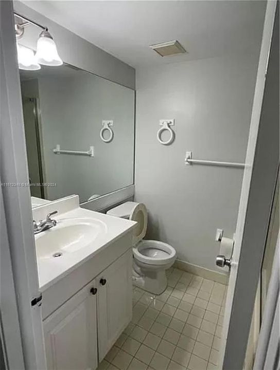 出租: $2,700 (3 贝兹, 2 浴室, 1100 平方英尺)