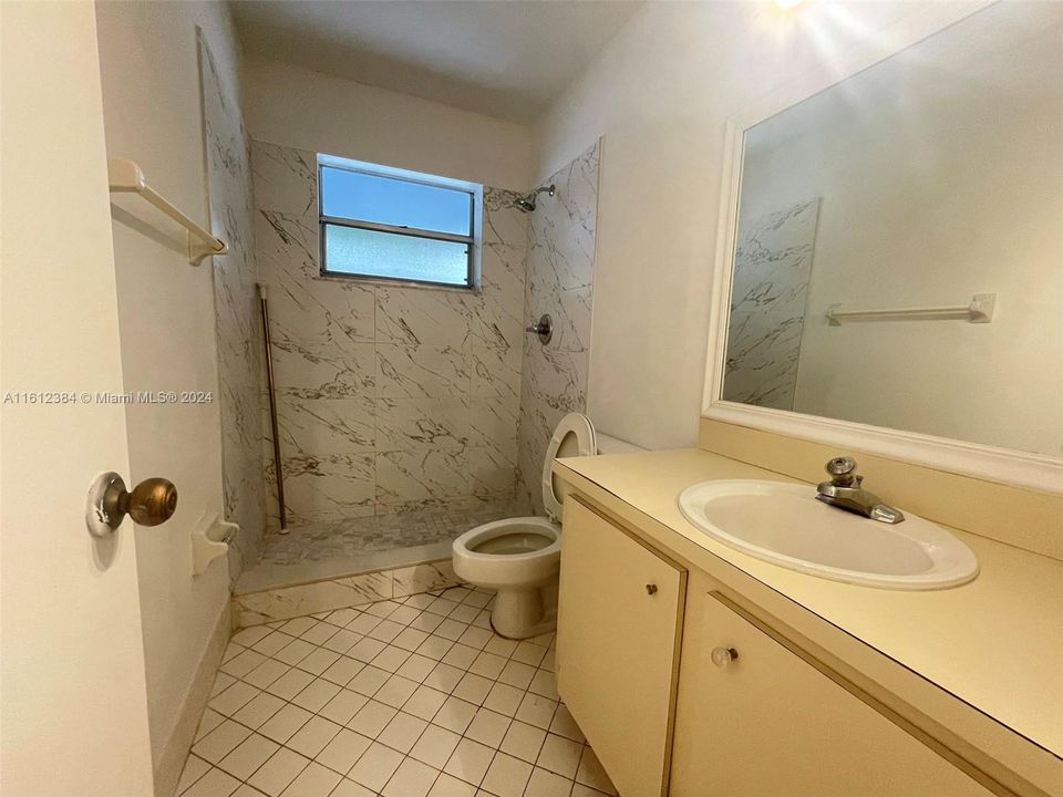 For Rent: $2,100 (2 beds, 2 baths, 1260 Square Feet)