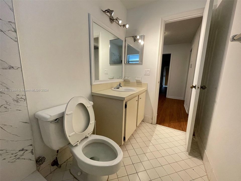 For Rent: $2,100 (2 beds, 2 baths, 1260 Square Feet)