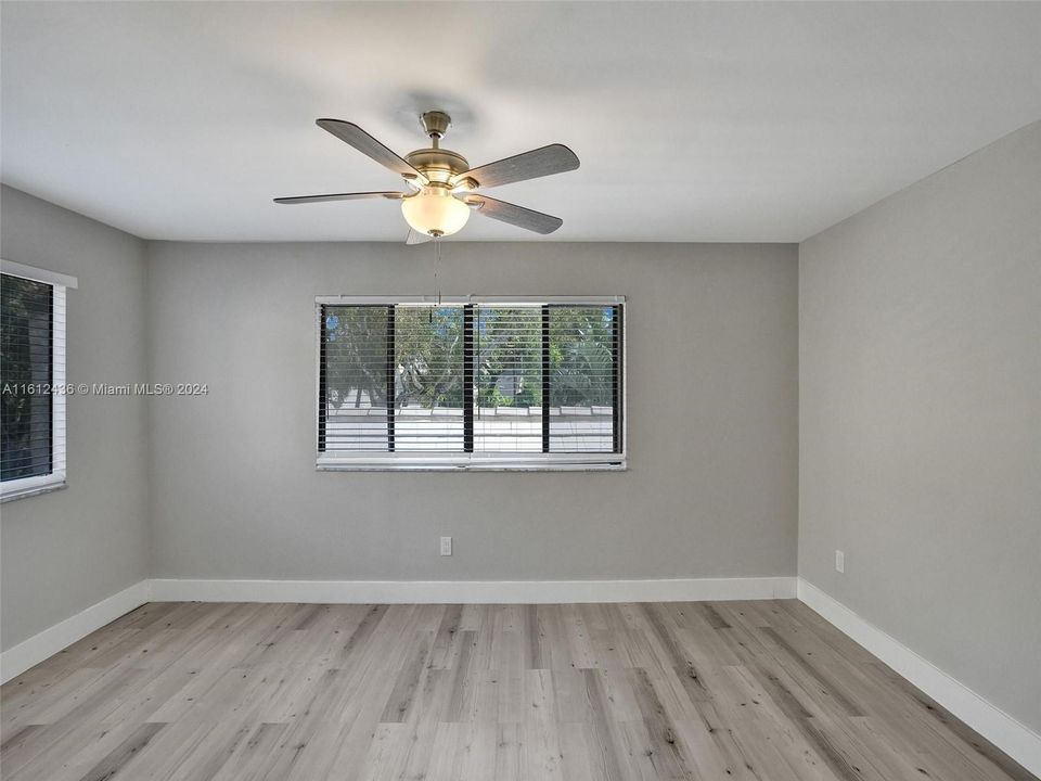 For Rent: $4,400 (3 beds, 2 baths, 1701 Square Feet)
