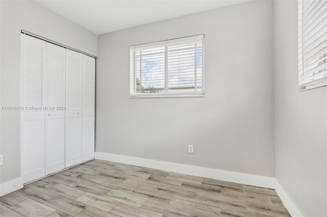 For Sale: $439,900 (3 beds, 1 baths, 1159 Square Feet)