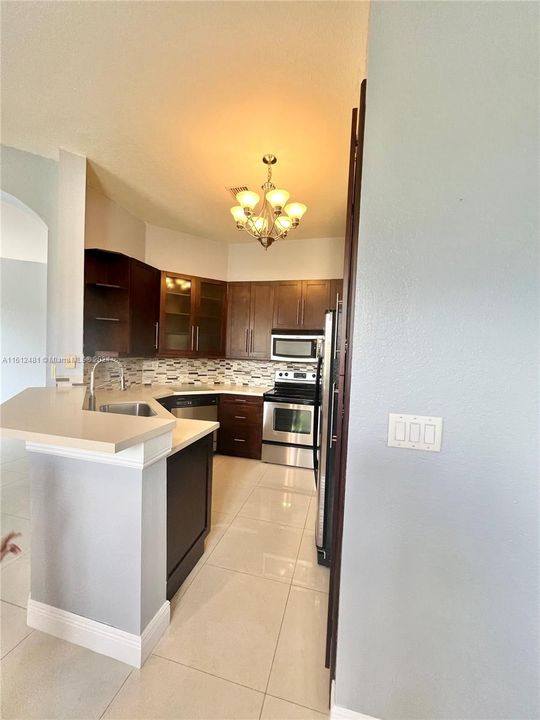 For Sale: $440,000 (3 beds, 2 baths, 1491 Square Feet)