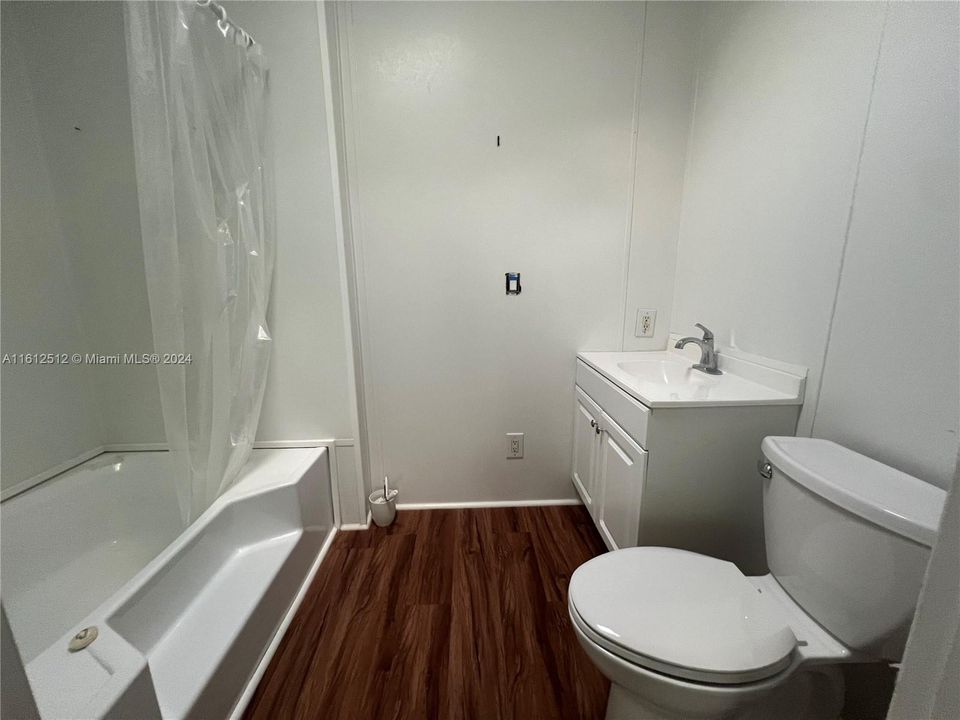 For Sale: $118,500 (2 beds, 2 baths, 10675 Square Feet)