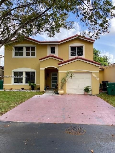 Active With Contract: $550,000 (4 beds, 2 baths, 1780 Square Feet)