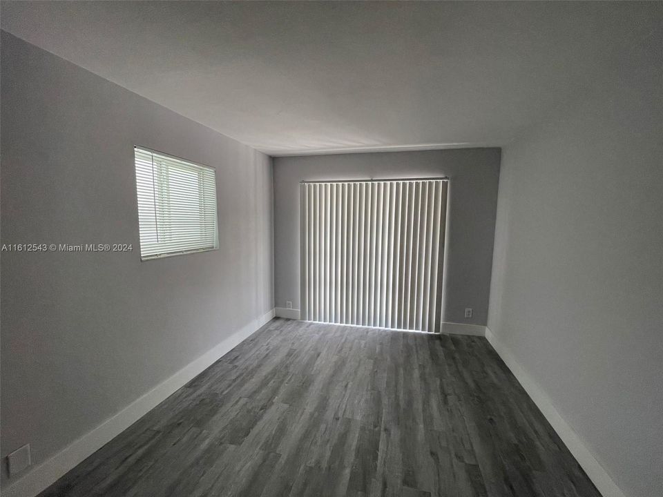 For Rent: $2,000 (2 beds, 1 baths, 2099 Square Feet)