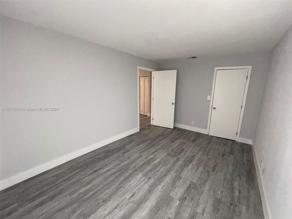 For Rent: $2,000 (2 beds, 1 baths, 2099 Square Feet)