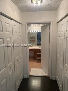 For Rent: $2,325 (1 beds, 1 baths, 899 Square Feet)