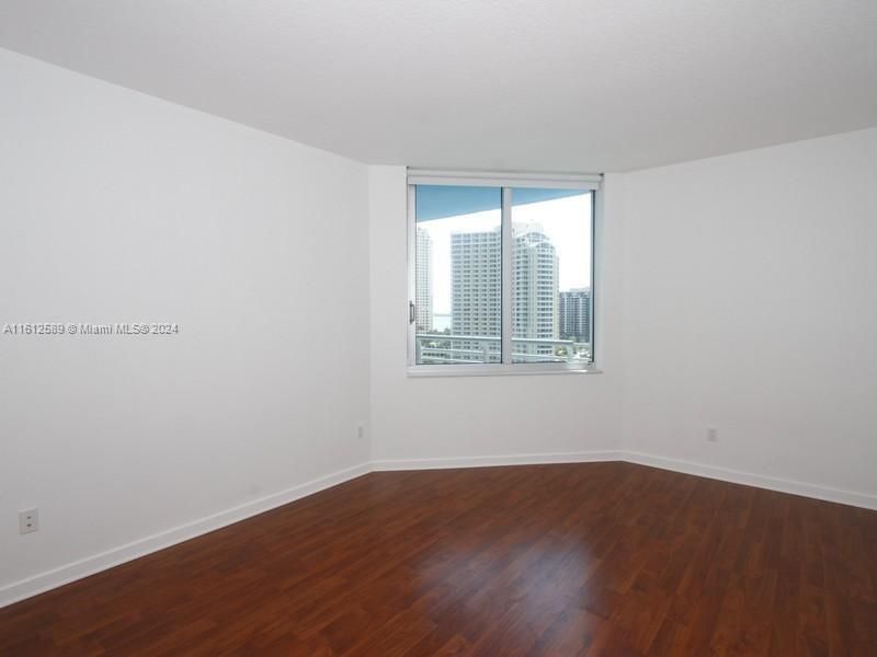 For Rent: $3,900 (2 beds, 2 baths, 1227 Square Feet)