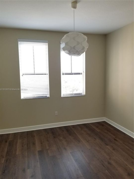 For Rent: $3,900 (2 beds, 2 baths, 1026 Square Feet)