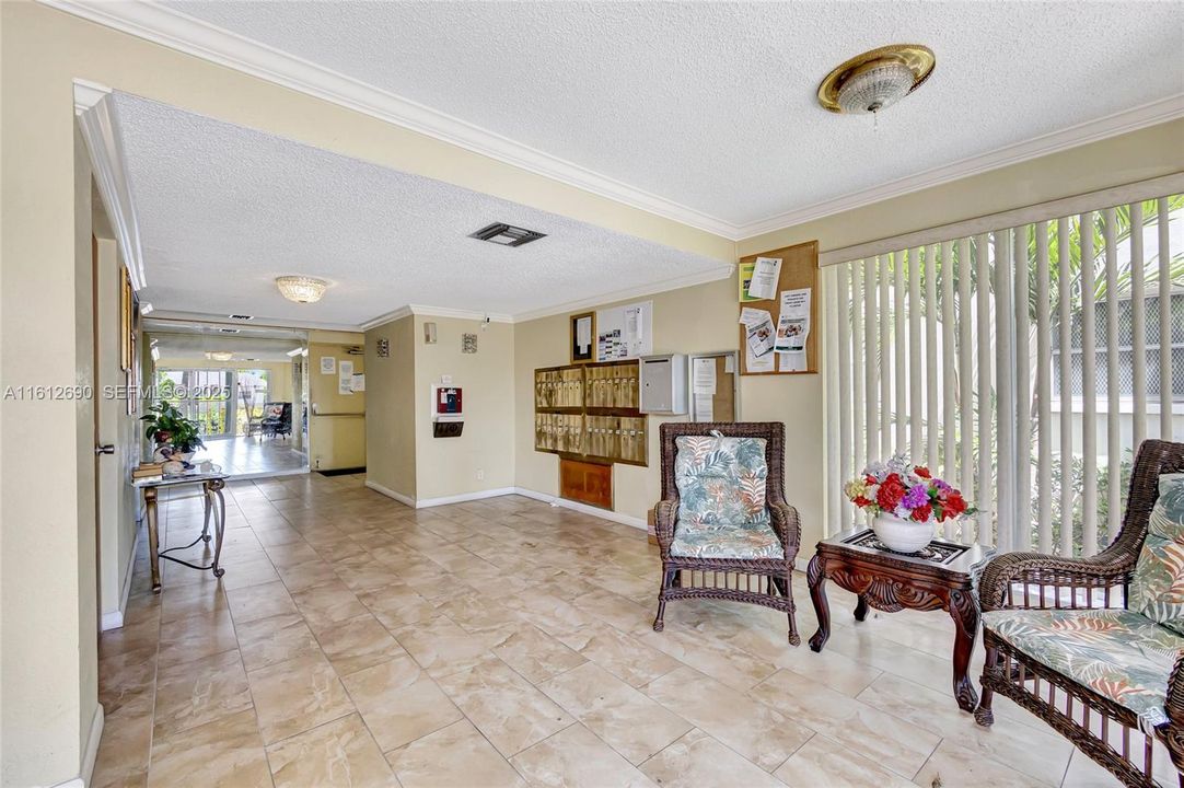 For Sale: $60,000 (1 beds, 1 baths, 928 Square Feet)