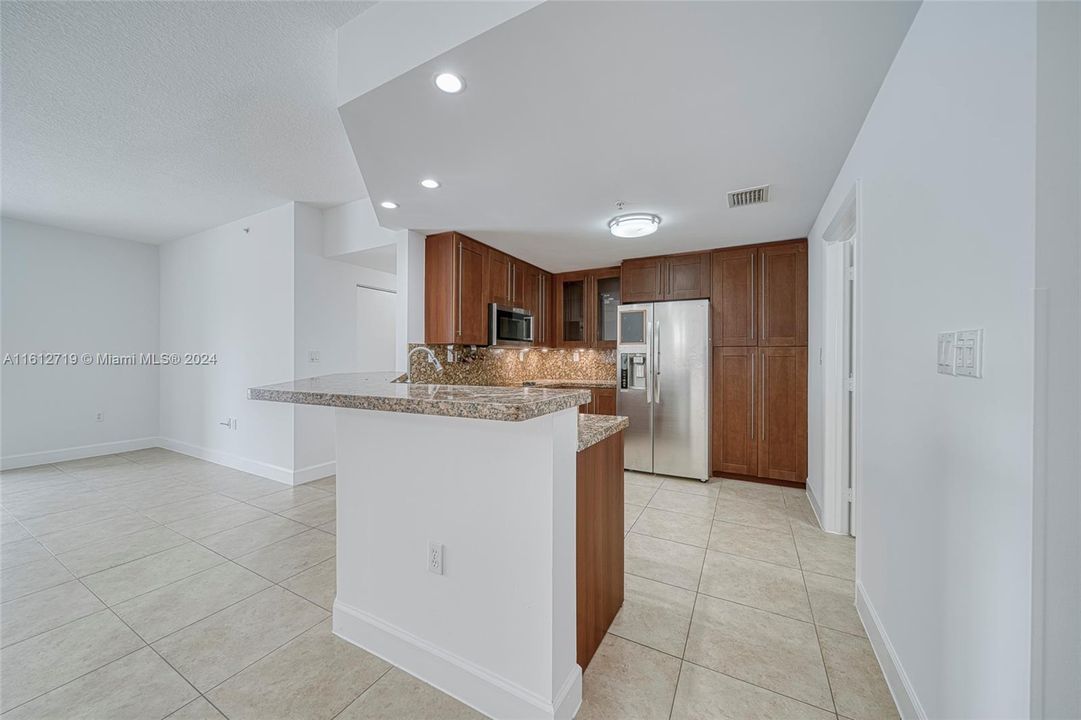 For Sale: $798,900 (2 beds, 2 baths, 1489 Square Feet)