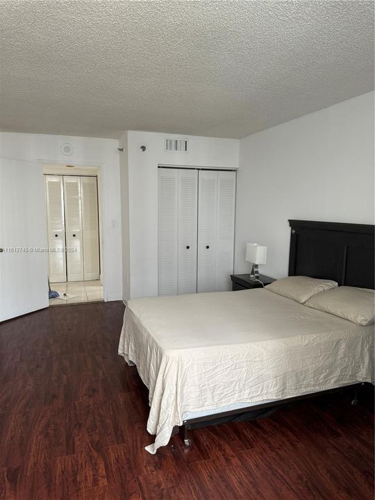 For Rent: $3,500 (2 beds, 2 baths, 848 Square Feet)